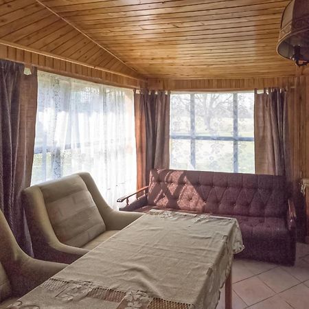 Amazing Home In Wilczeta With Kitchenette 外观 照片